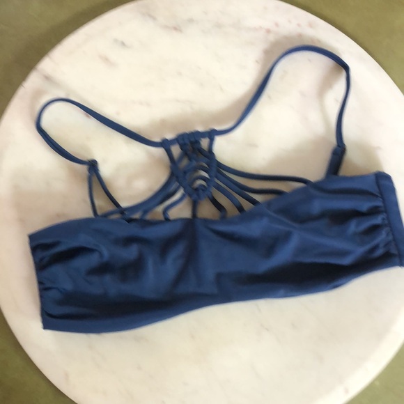 😎 Tori Praver macrame bikini top - Picture 10 of 10